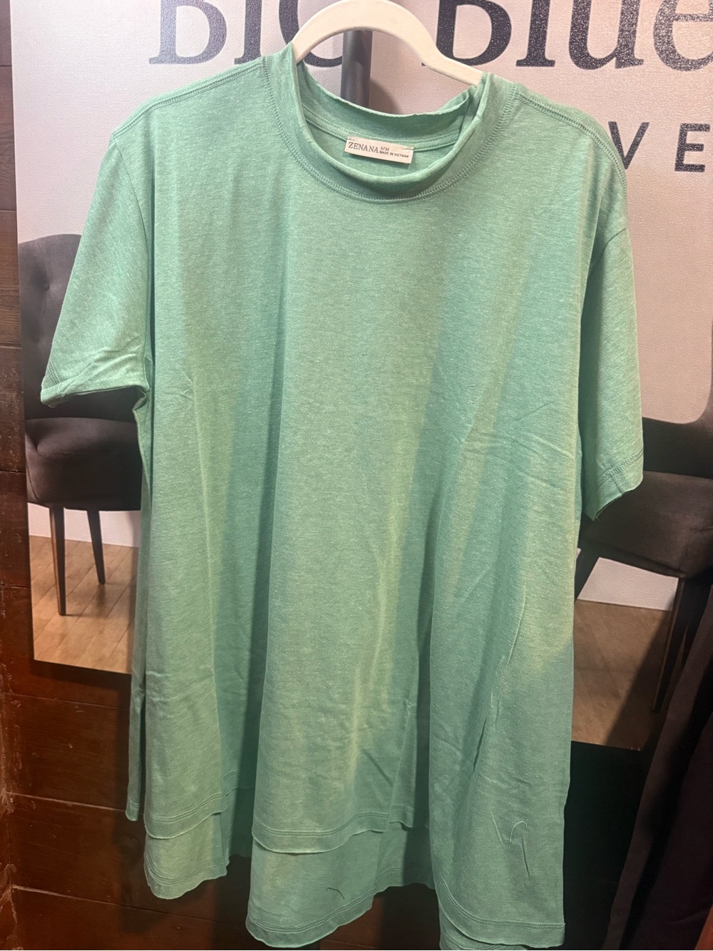 Zenana Outfitters  Crewneck T-Shirt in Mint Green